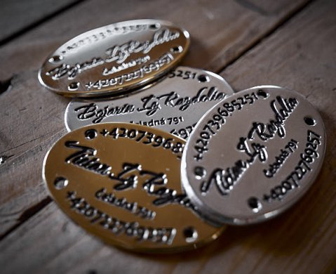 Jak probíhá výroba na míru – od kliknutí po pošťáka