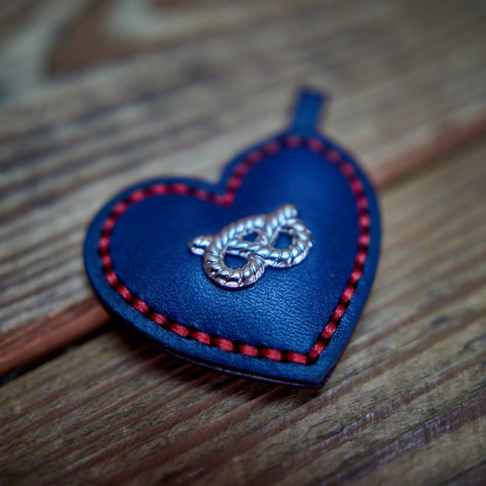 Staffie Heart Keyring Slade Czech Staffie Heart Keyring Slade Czech