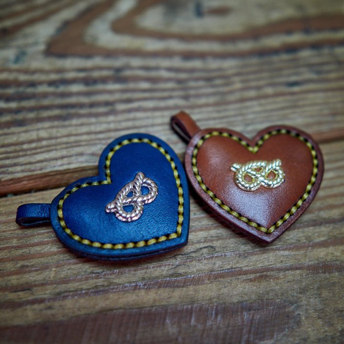 Staffie Heart Keyring Slade Czech Staffie Heart Keyring Slade Czech