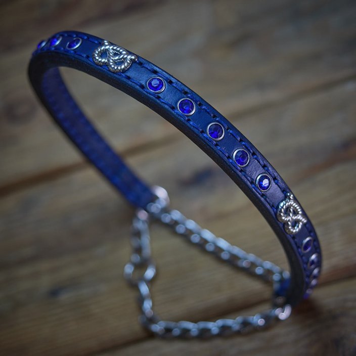 Crystal Glam Half Check Collar