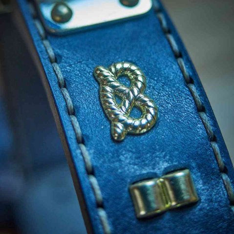 Pourquoi les coutures lâchent avant le cuir sur un collier
