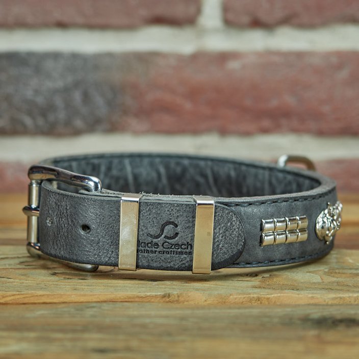 Two Heads Classic Collar Two Heads Classic Collar