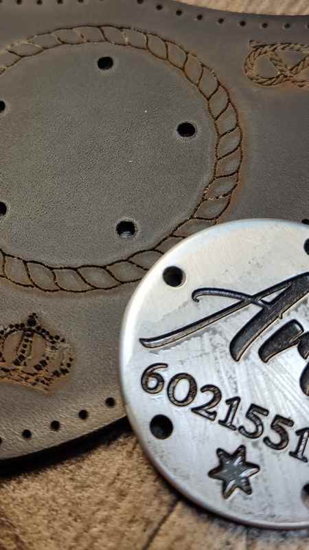 Jak se vyrábí psí postroj ve Slade Czech?